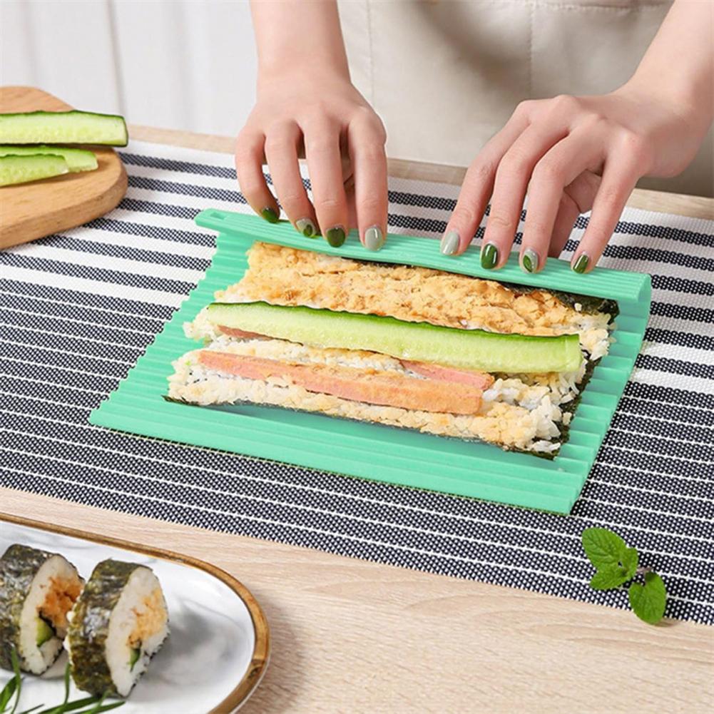 Stampo per Sushi Arrotolato a  - Sushi Mat Bamboo recensione e prezzo