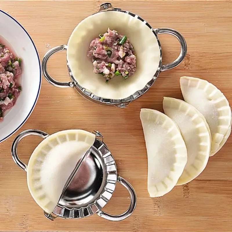 Stampo per Ravioli in Acciaio  - Gyoza Dumpling Maker recensione e prezzo